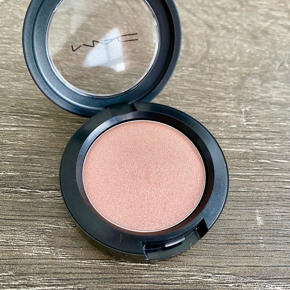 NEW MAC Cream Shell Base Shell - Picture 4 of 7